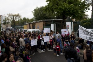 Cacerolada colegio Manuel de Falla (Jerez)