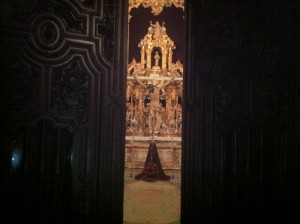 JV - Santo Crucifijo de la Salud en sagrario