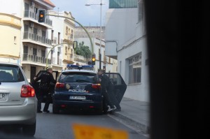 poli dentencion coche