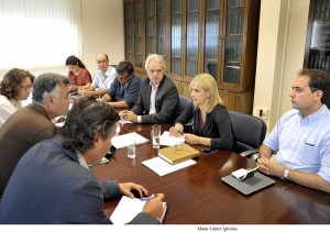 Alcaldesa_con_deleg_territorial_Agricultura___Plan_del_Vinedo___01