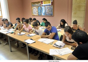 Curso_de_idiomas_en_Casa_Juventud