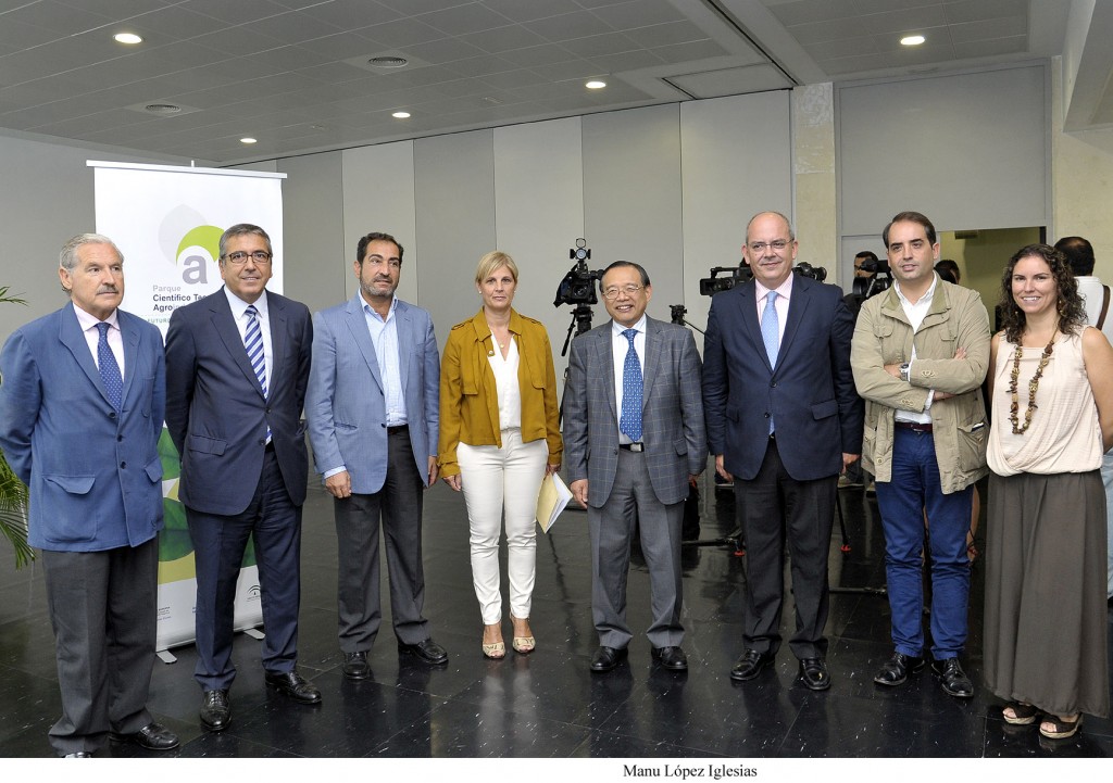 Alcaldesa asiste jornada PCTA _ Inversion Extranjera _ 01