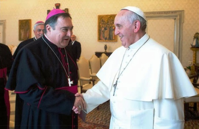 RJ-obispo-mazuelos-y-papa-francisco