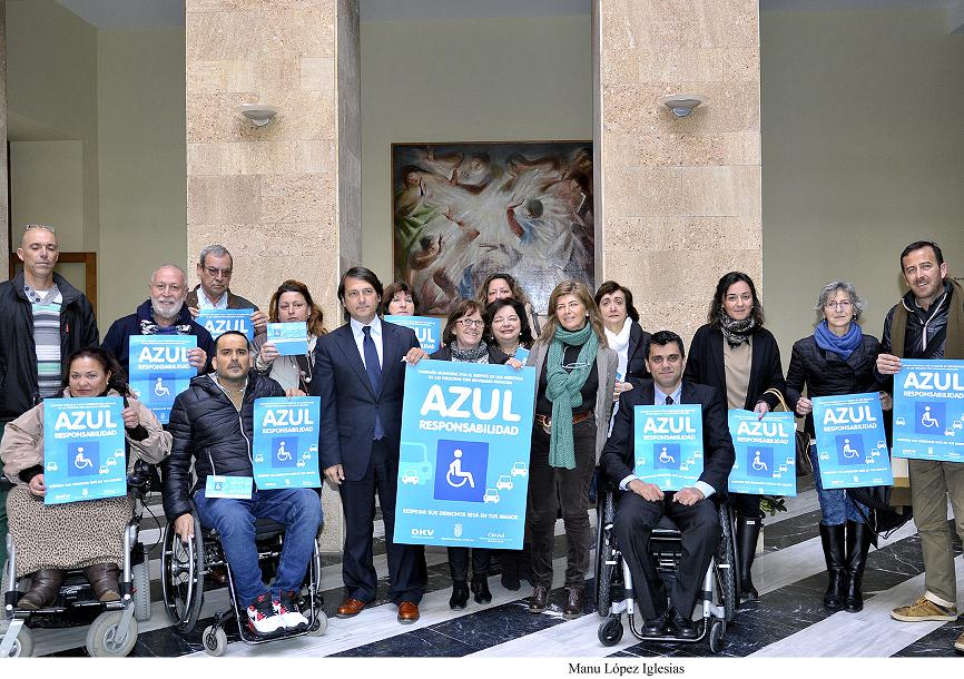 Isabel Paredes pres campaña _ AZUL