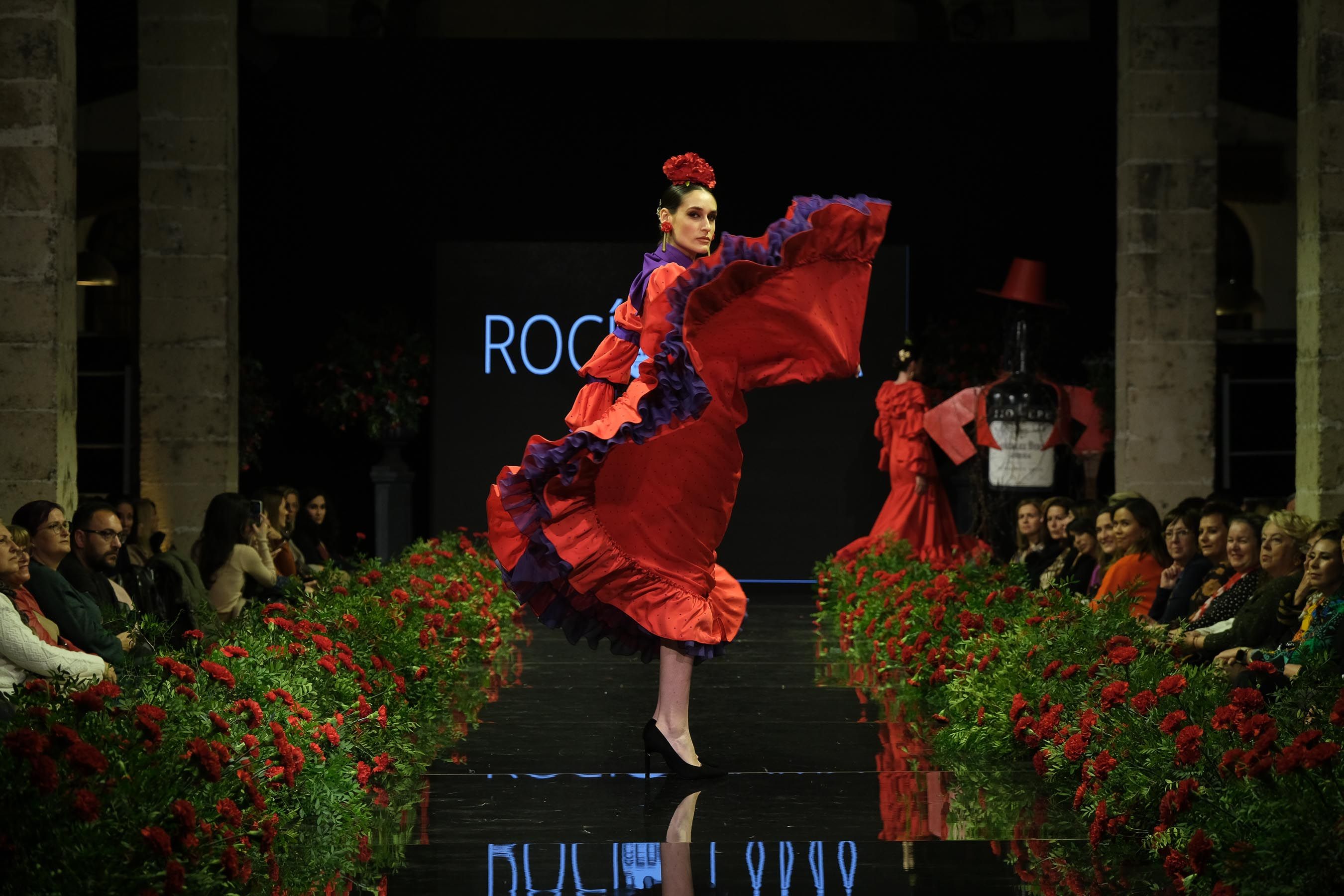 La Pasarela Flamenca Jerez se llena de alegría y estilo en su segundo día
