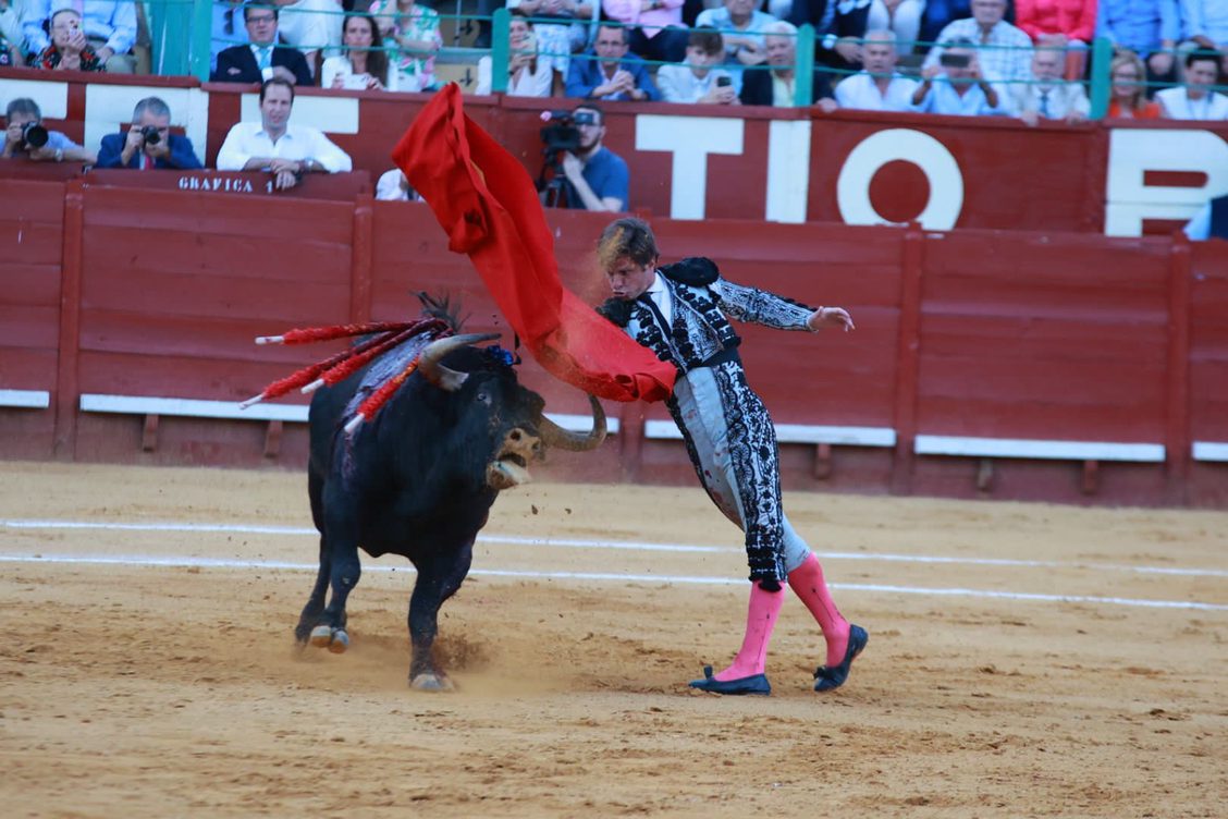 El Juli y Roca Rey, a hombros por la Puerta Grande de la Plaza de Toros de Jerez