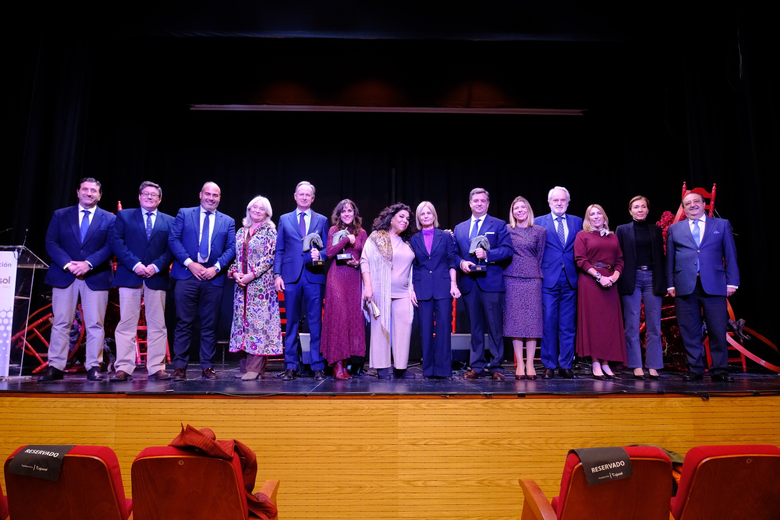 Helena Rivero, y Luis y Antonio Domecq, galardonados en los III Premios Tradición